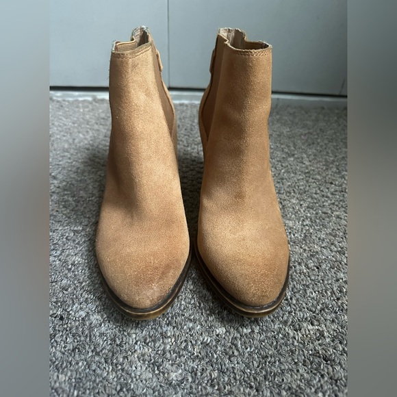 Lucky Brand Esperanza Tan Ankle Booties - Picture 2 of 6